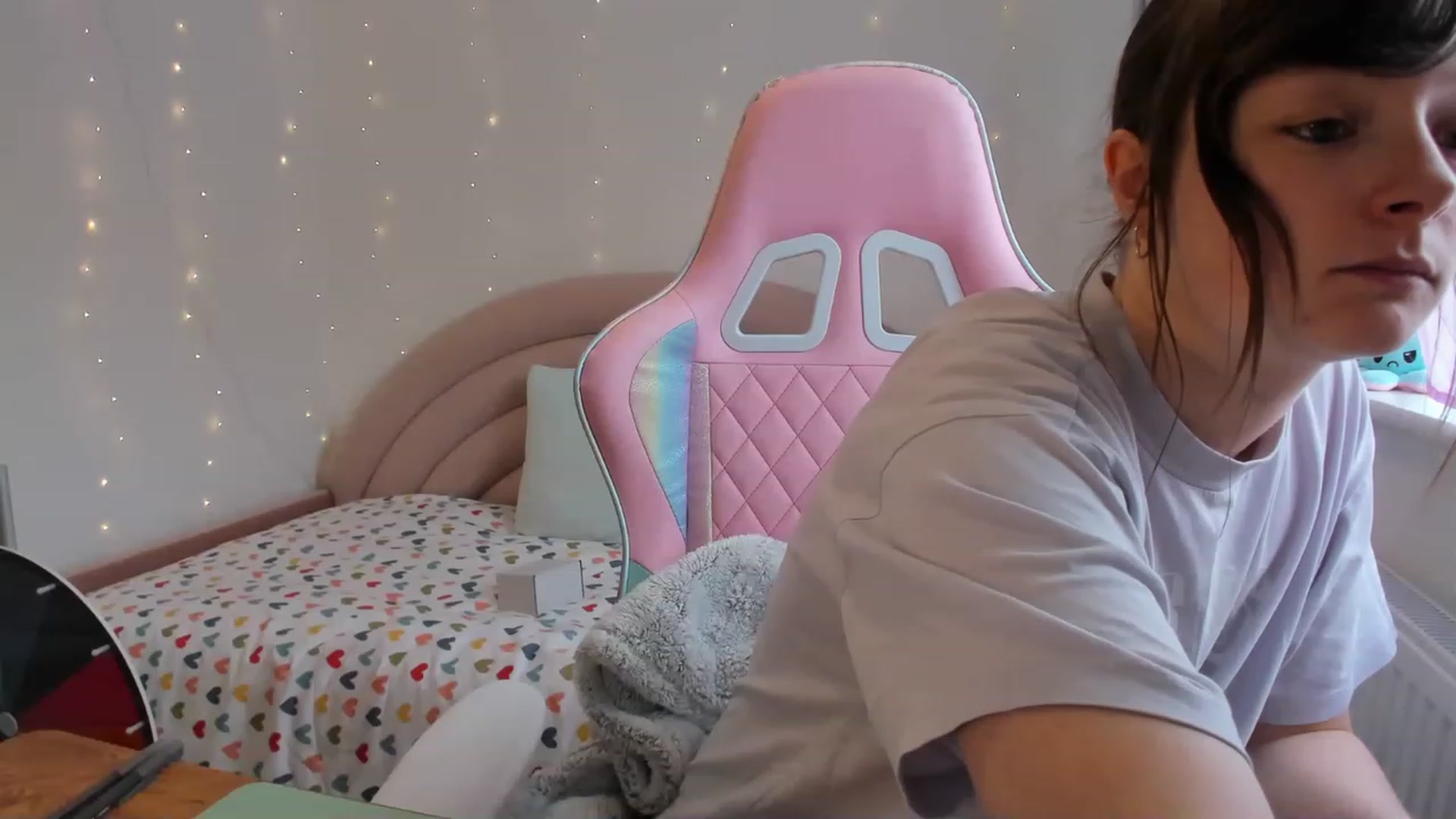 Gallery image thumbnail from JessieBear_'s myfreecams stream on, 08/24/2023, 13:54 image 16 of 20
