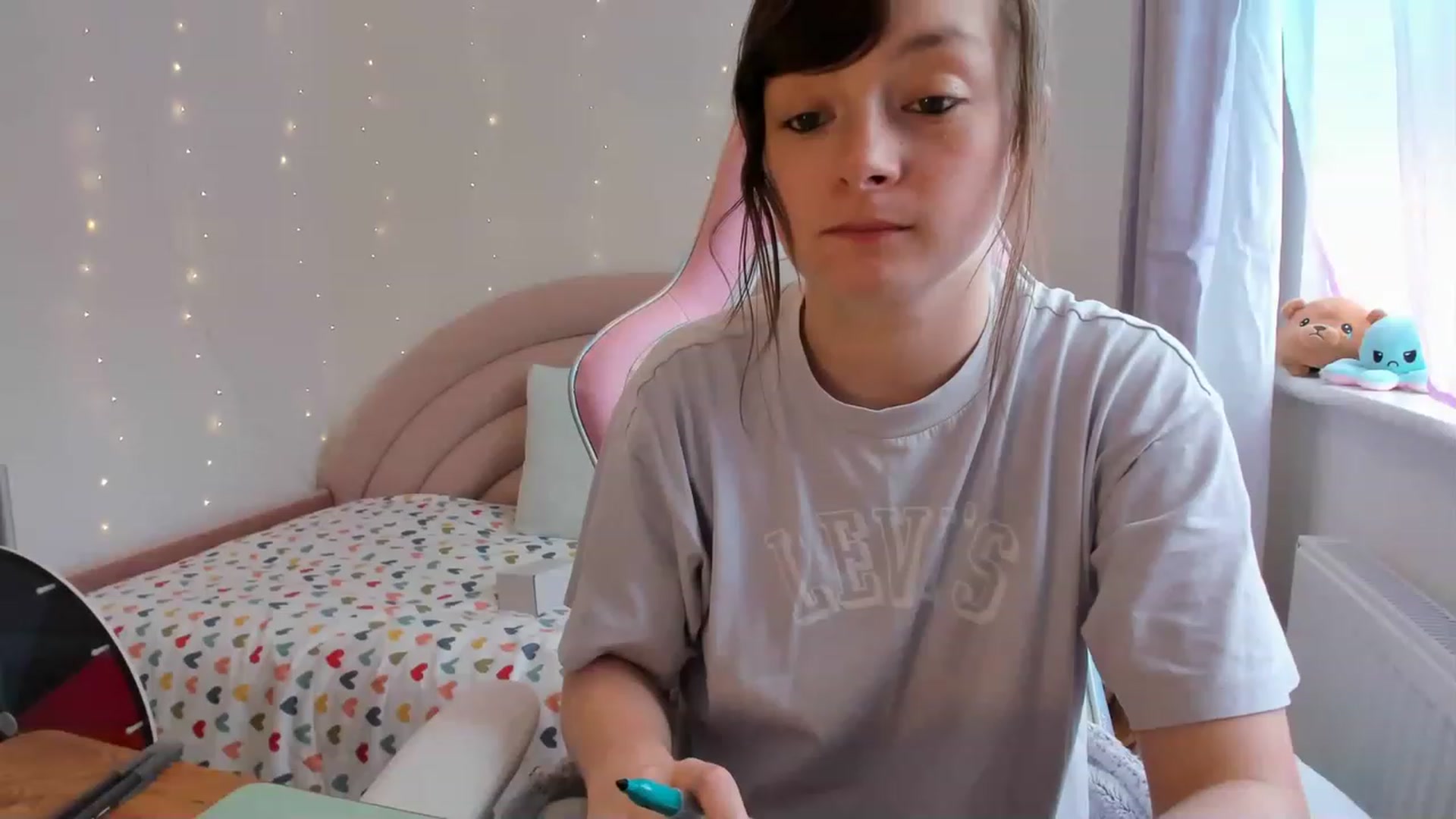 Gallery image thumbnail from JessieBear_'s myfreecams stream on, 08/24/2023, 13:54 image 15 of 20