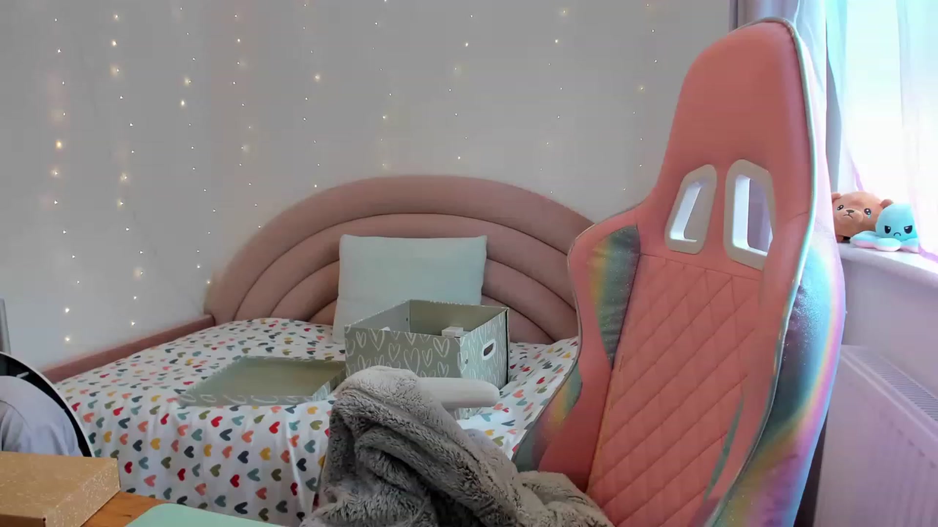 Gallery image thumbnail from JessieBear_'s myfreecams stream on, 08/24/2023, 13:54 image 1 of 20
