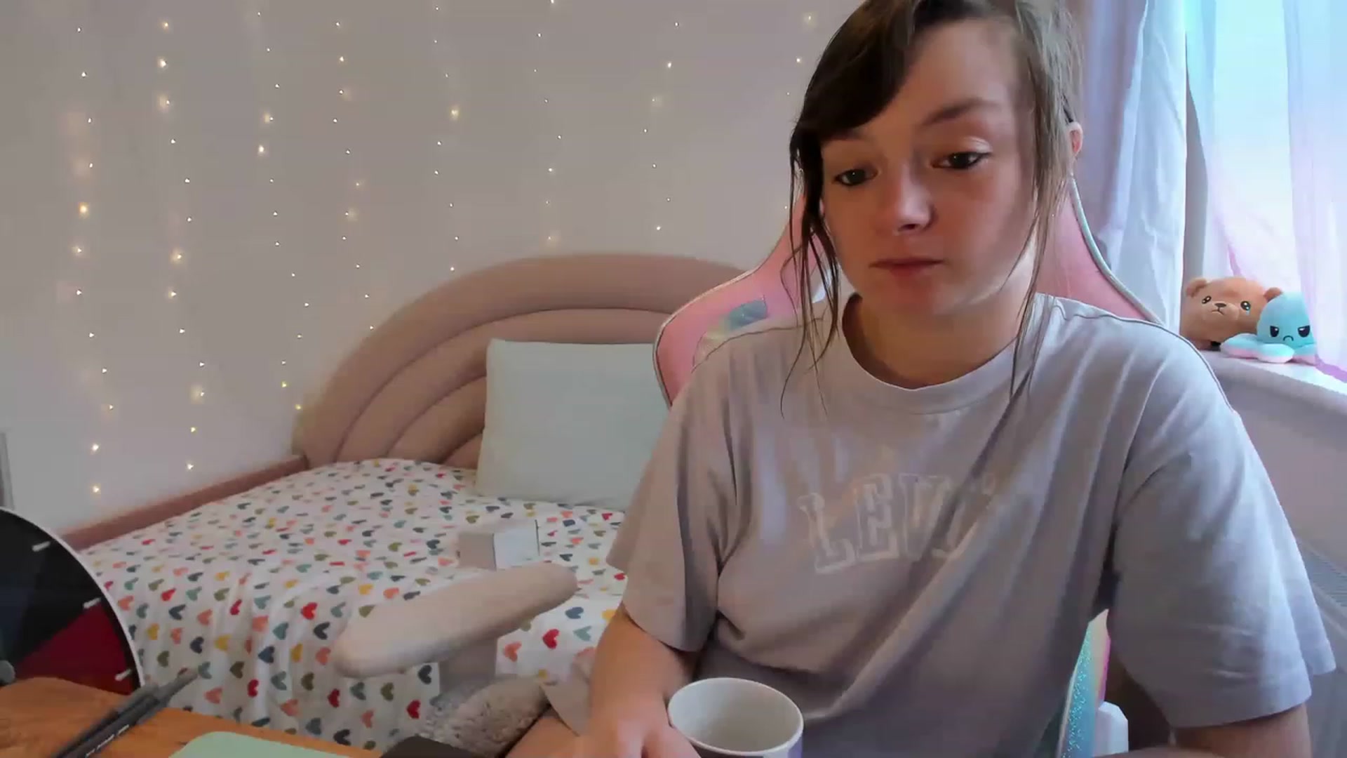 Gallery image thumbnail from JessieBear_'s myfreecams stream on, 08/24/2023, 14:53 image 9 of 20