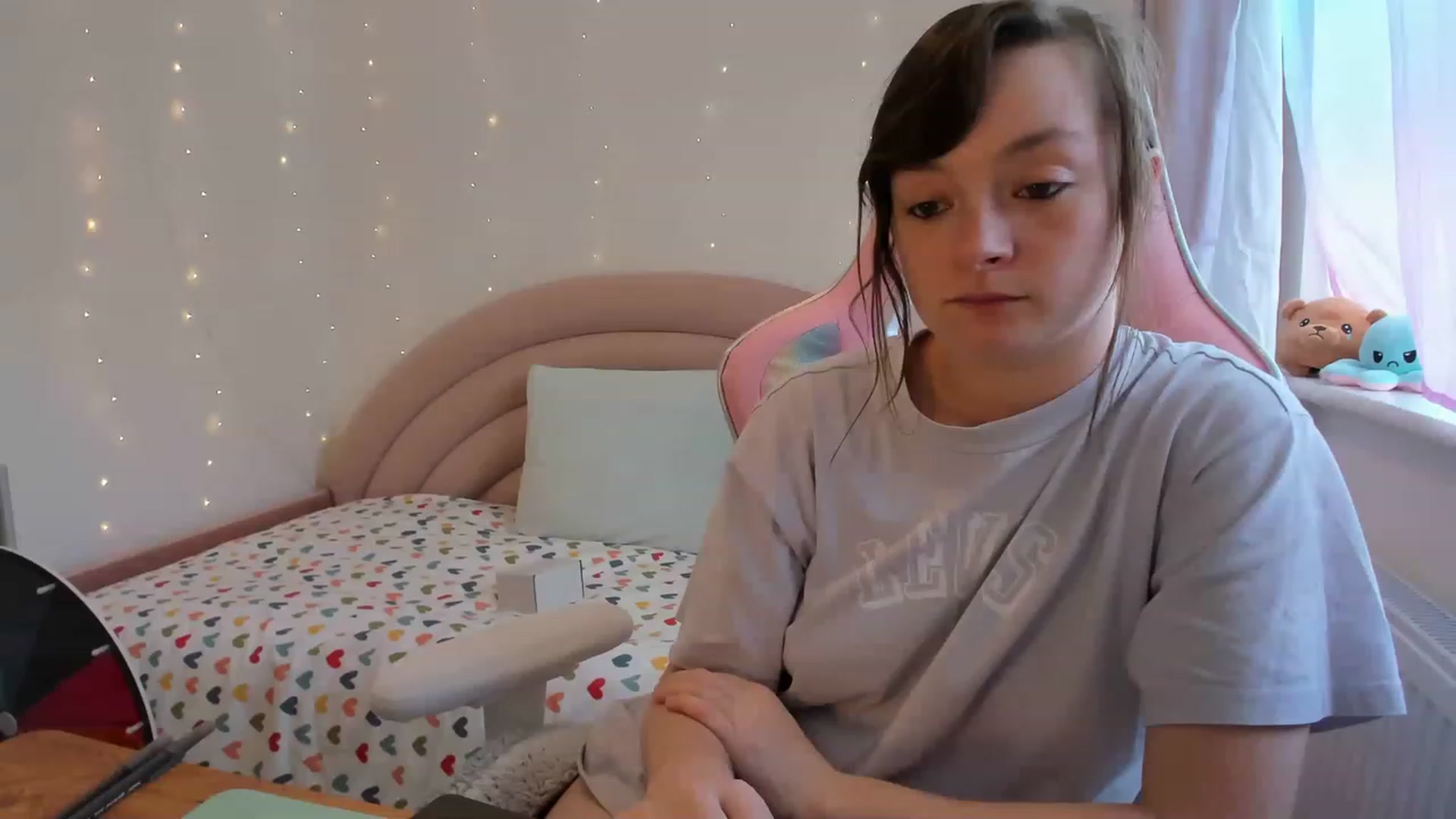 Gallery image thumbnail from JessieBear_'s myfreecams stream on, 08/24/2023, 14:53 image 17 of 20