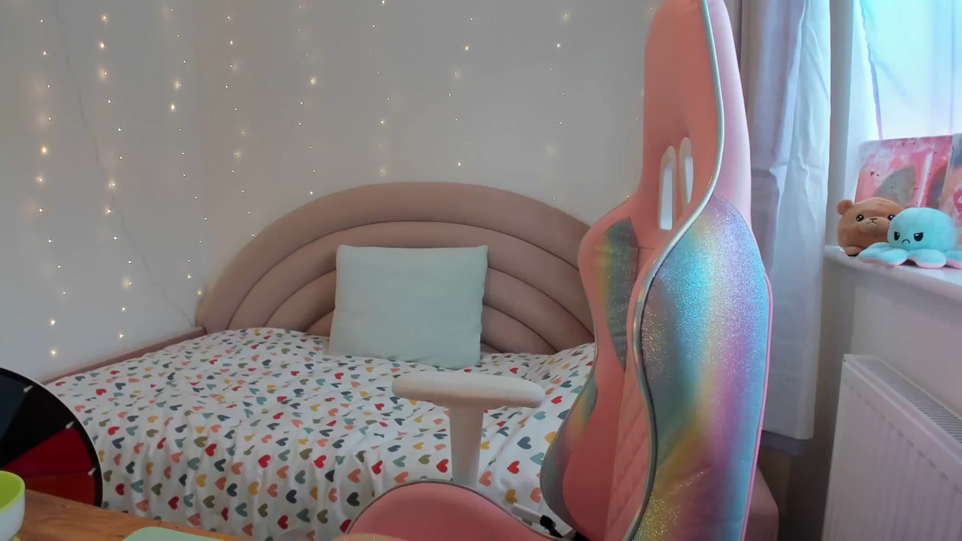 Gallery image thumbnail from JessieBear_'s myfreecams stream on, 08/29/2023, 14:16 image 13 of 20