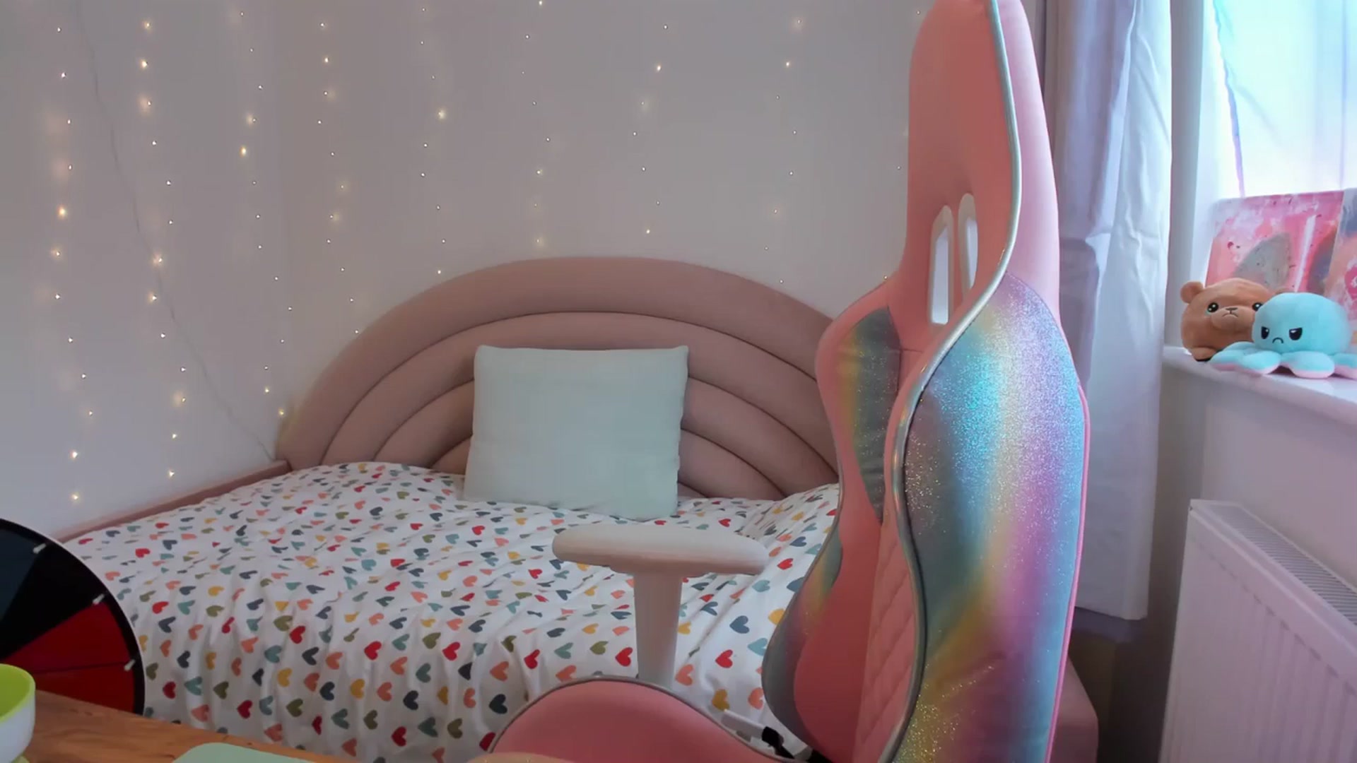 Gallery image thumbnail from JessieBear_'s myfreecams stream on, 08/29/2023, 14:16 image 10 of 20