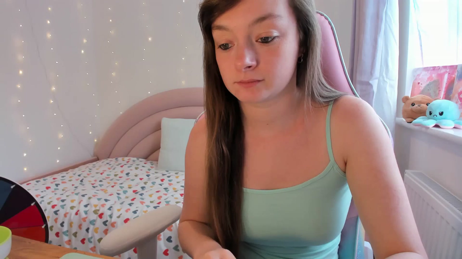 Gallery image thumbnail from JessieBear_'s myfreecams stream on, 08/29/2023, 14:16 image 19 of 20