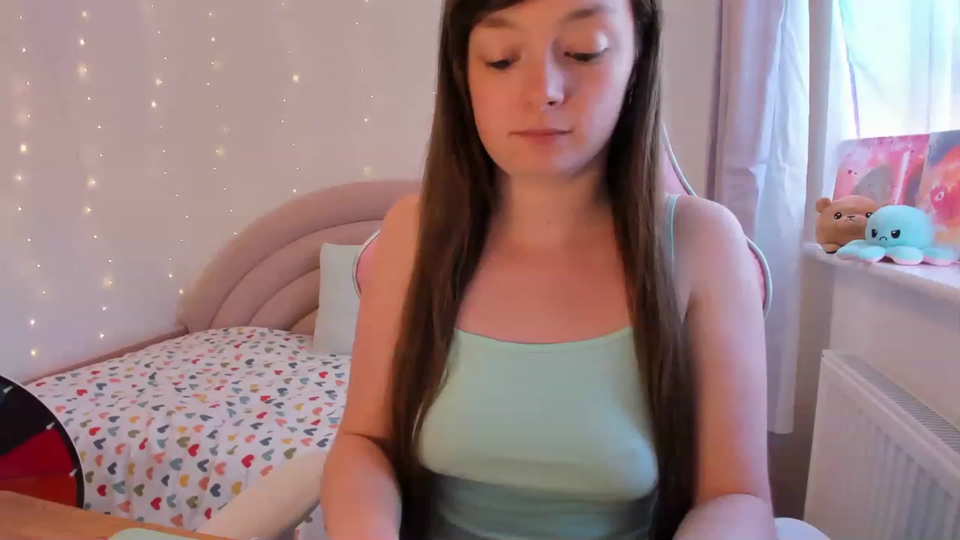 Gallery image thumbnail from JessieBear_'s myfreecams stream on, 08/29/2023, 17:04 image 1 of 20