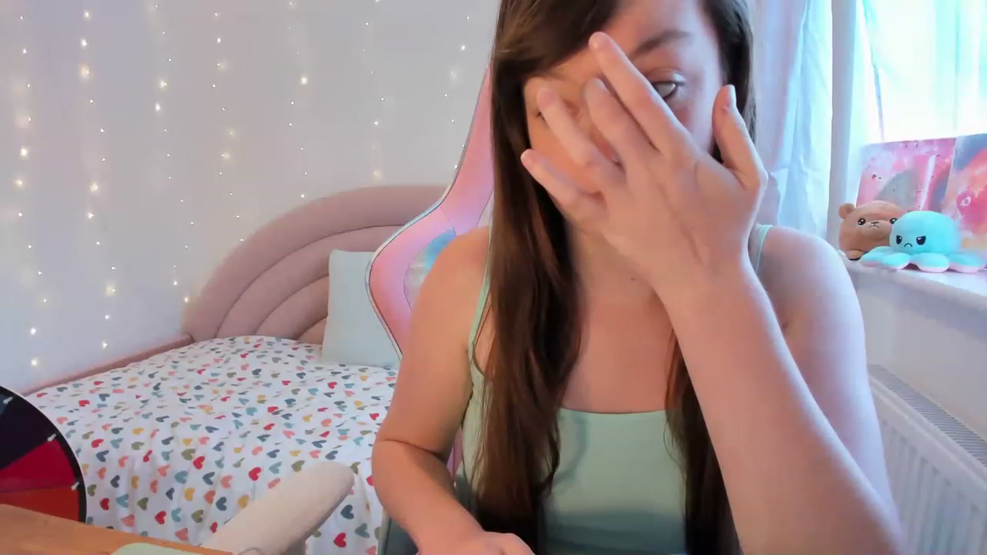 Gallery image thumbnail from JessieBear_'s myfreecams stream on, 08/29/2023, 17:04 image 10 of 20