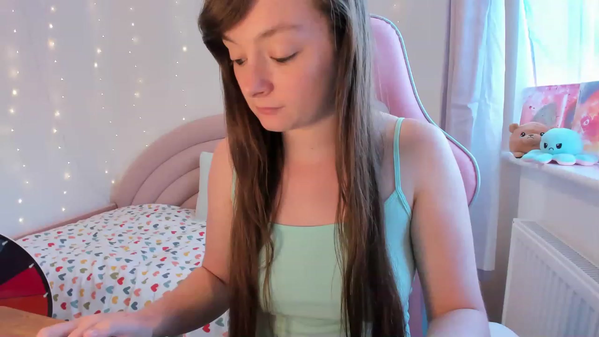 Gallery image thumbnail from JessieBear_'s myfreecams stream on, 08/29/2023, 17:04 image 6 of 20