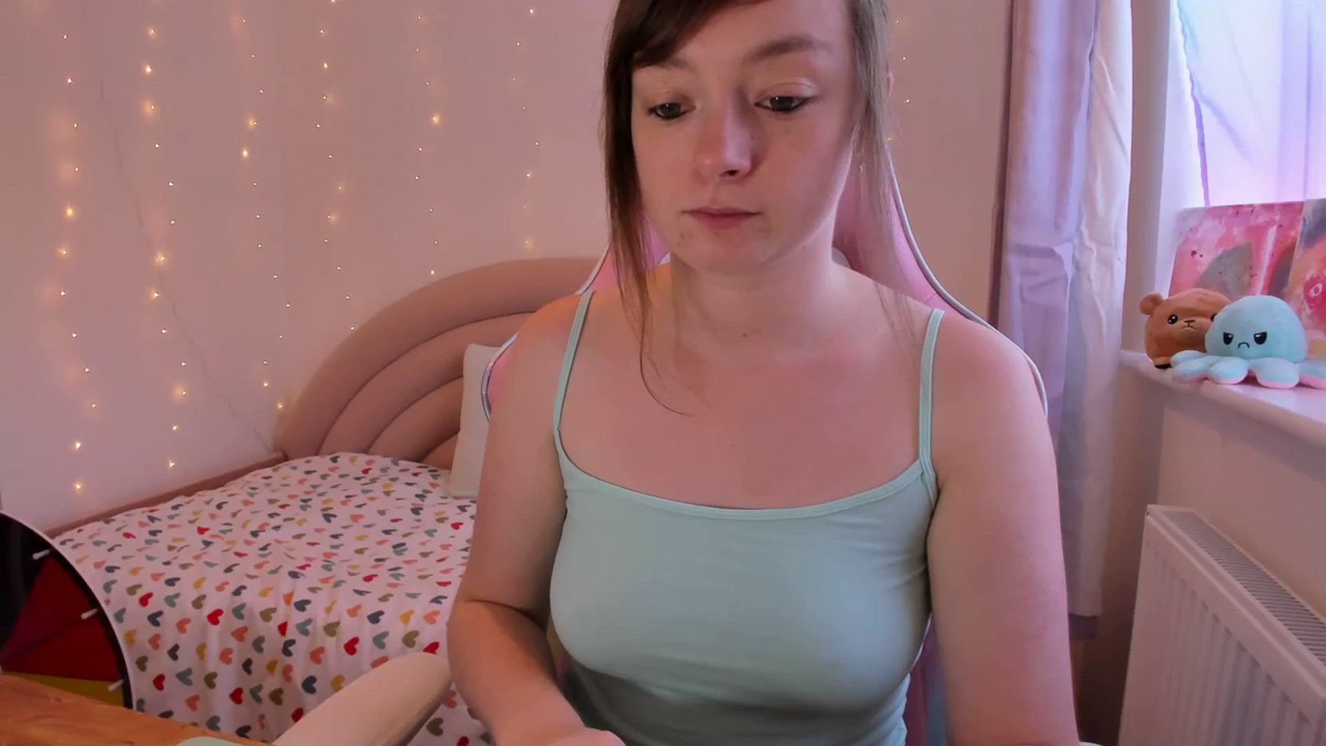 Gallery image thumbnail from JessieBear_'s myfreecams stream on, 09/05/2023, 13:28 image 14 of 20