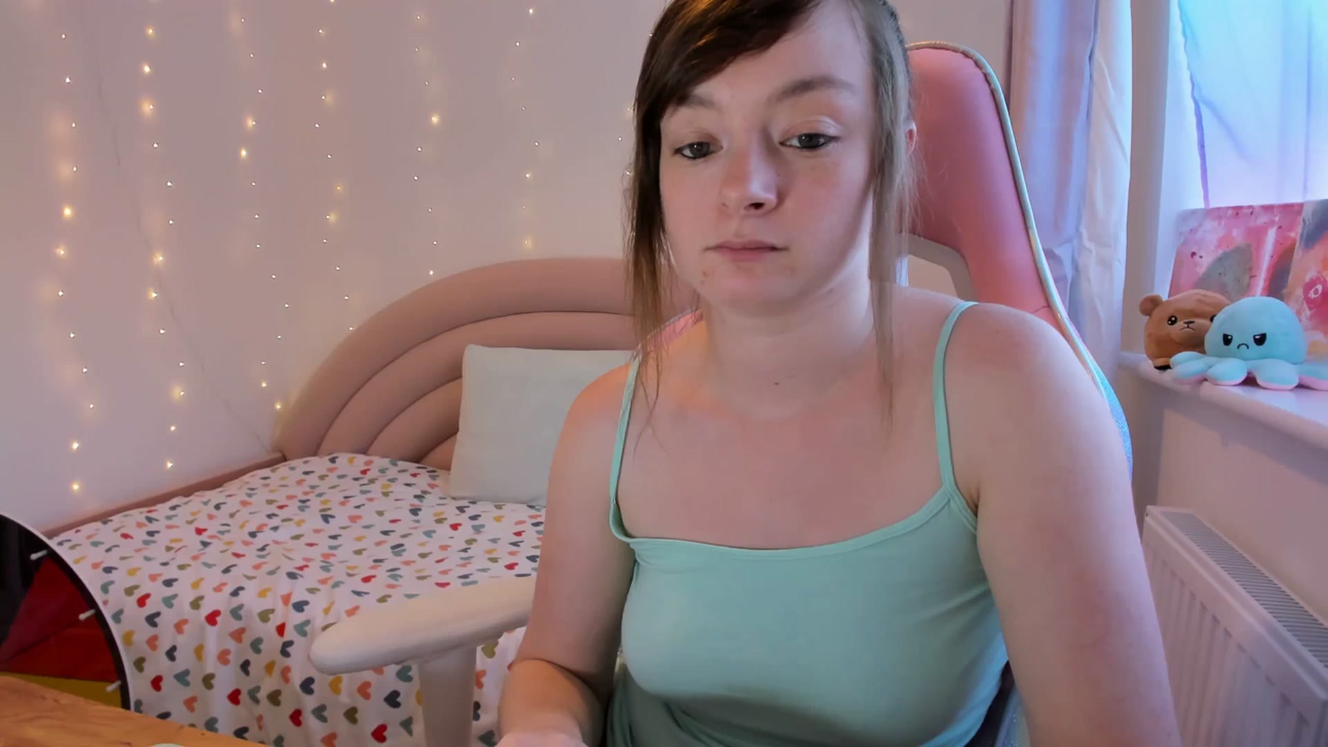 Gallery image thumbnail from JessieBear_'s myfreecams stream on, 09/05/2023, 17:08 image 17 of 20