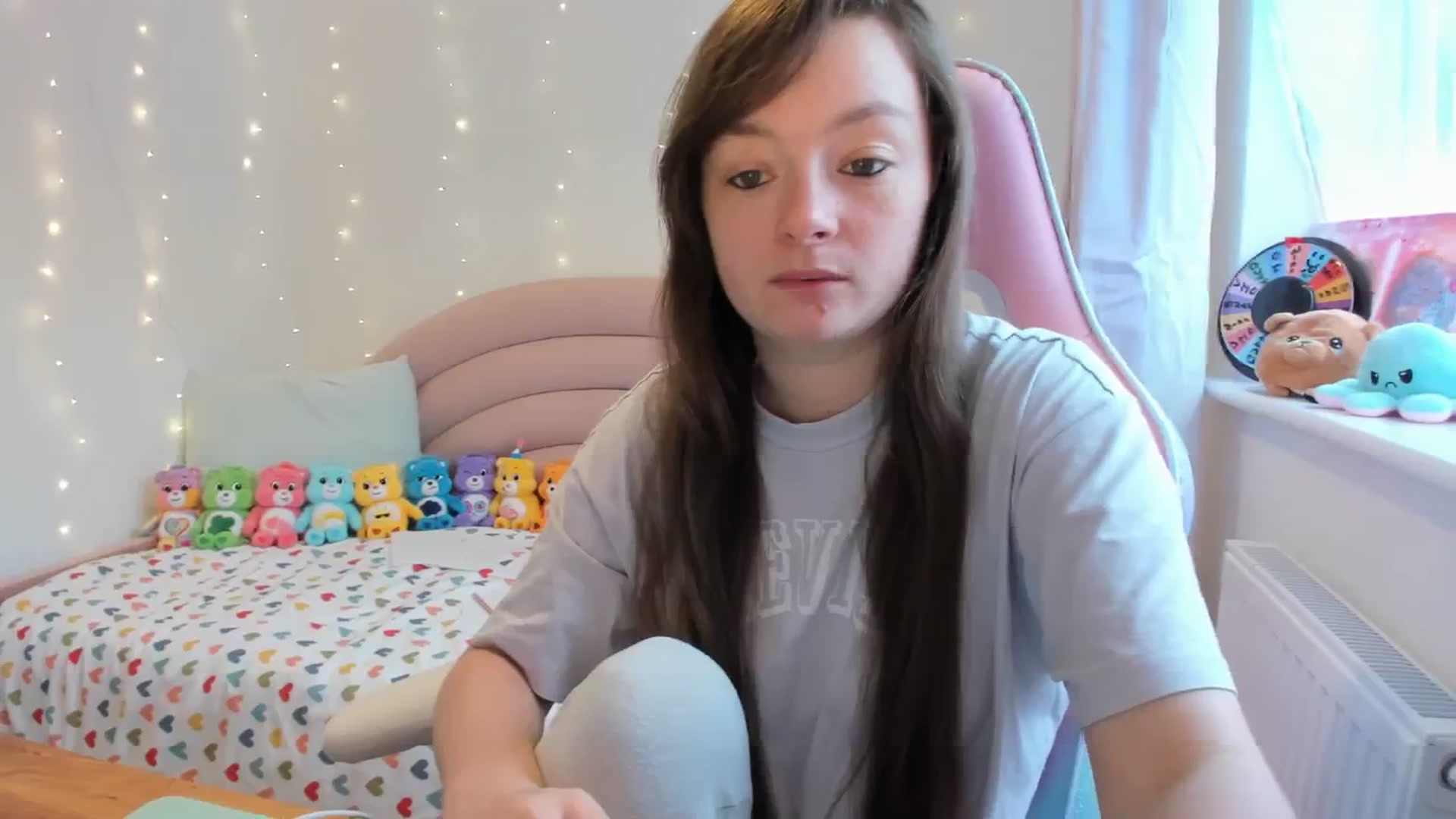 Gallery image thumbnail from JessieBear_'s myfreecams stream on, 09/18/2023, 12:16 image 20 of 20