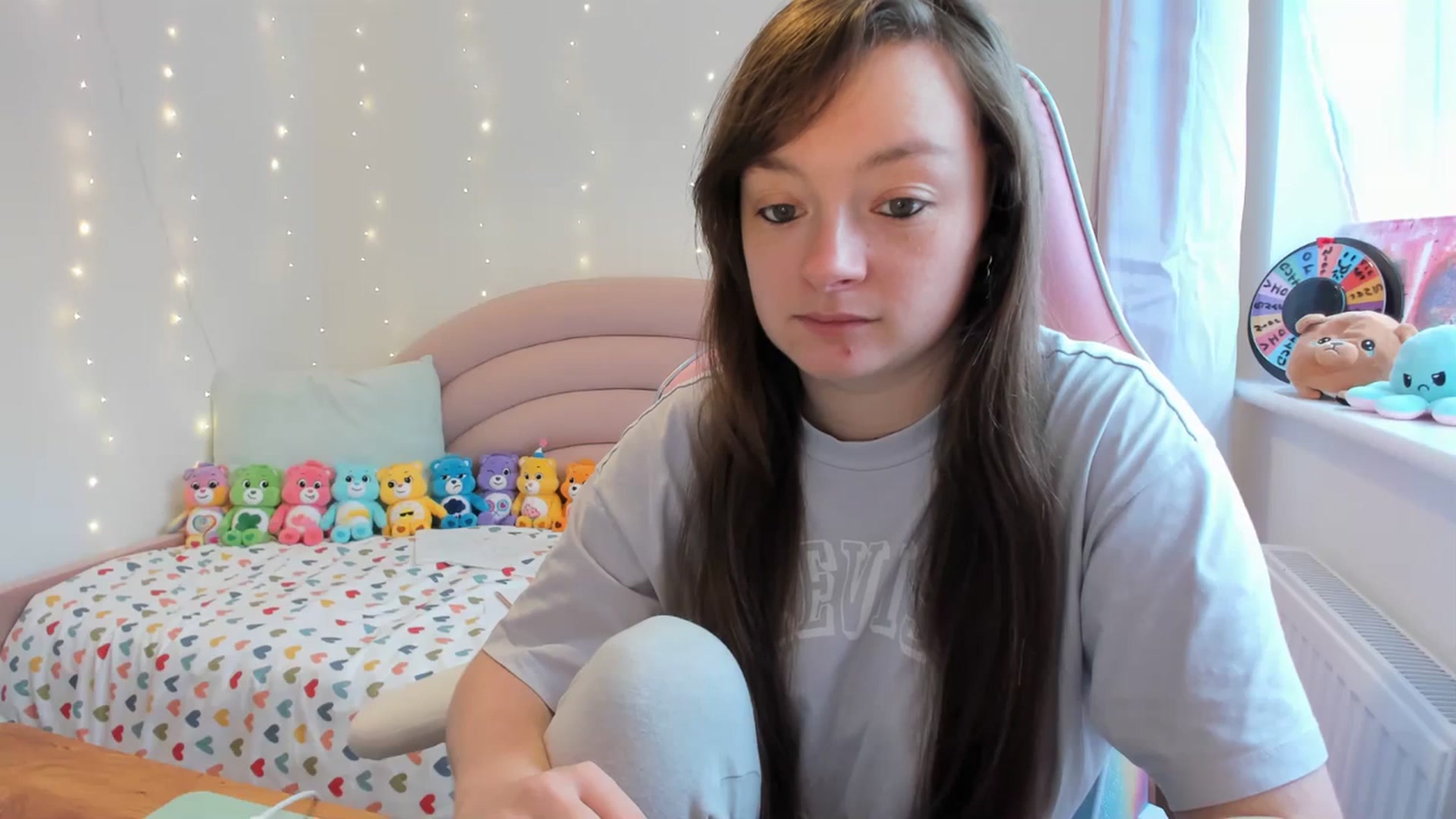 Gallery image thumbnail from JessieBear_'s myfreecams stream on, 09/18/2023, 12:16 image 9 of 20