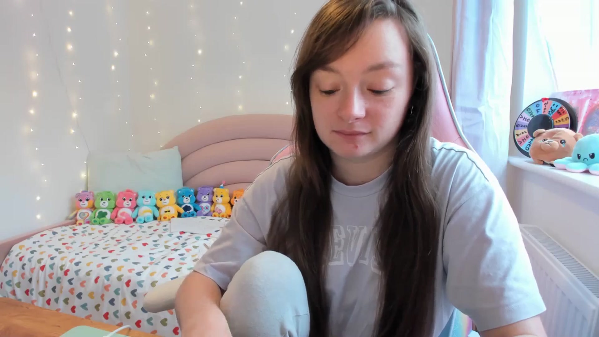 Gallery image thumbnail from JessieBear_'s myfreecams stream on, 09/18/2023, 12:16 image 13 of 20