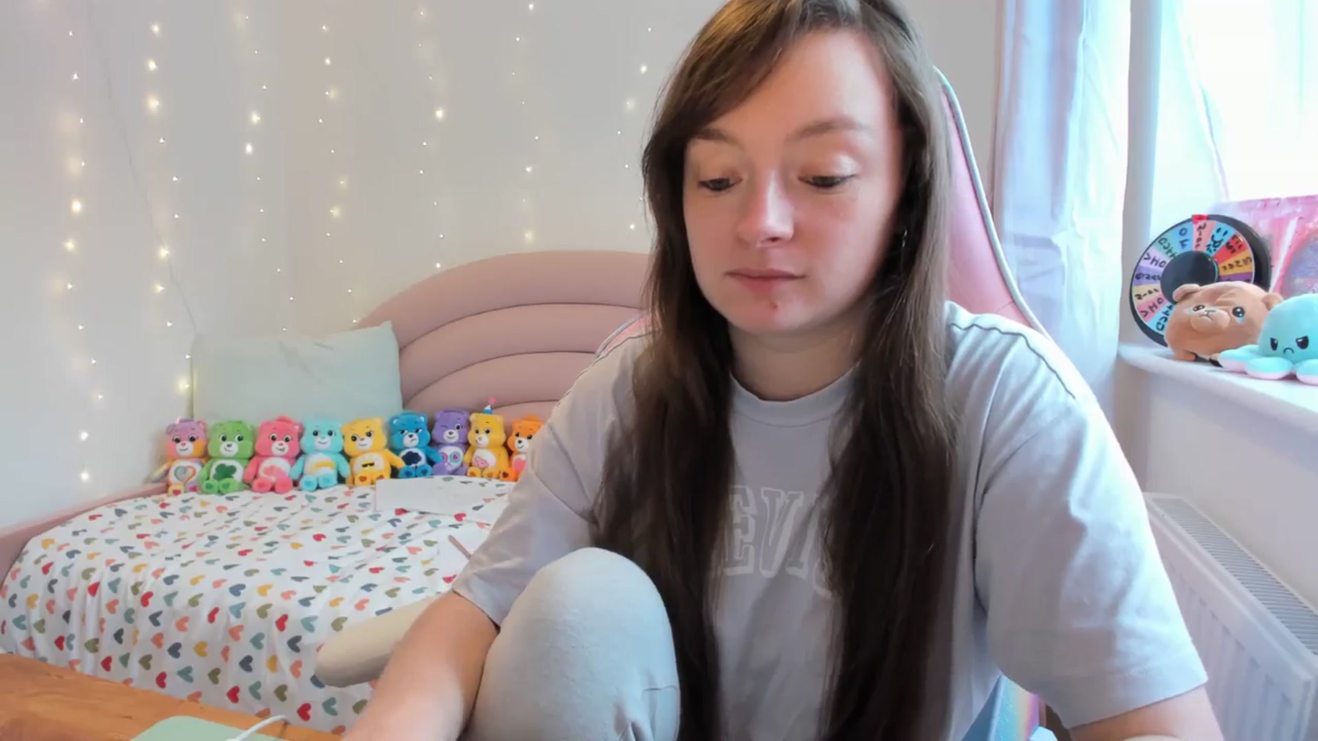 Gallery image thumbnail from JessieBear_'s myfreecams stream on, 09/18/2023, 12:16 image 14 of 20
