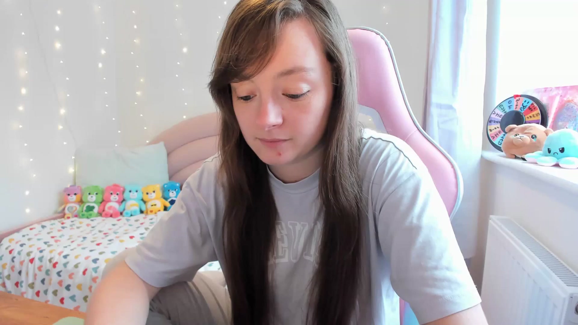 Gallery image thumbnail from JessieBear_'s myfreecams stream on, 09/18/2023, 15:20 image 2 of 20