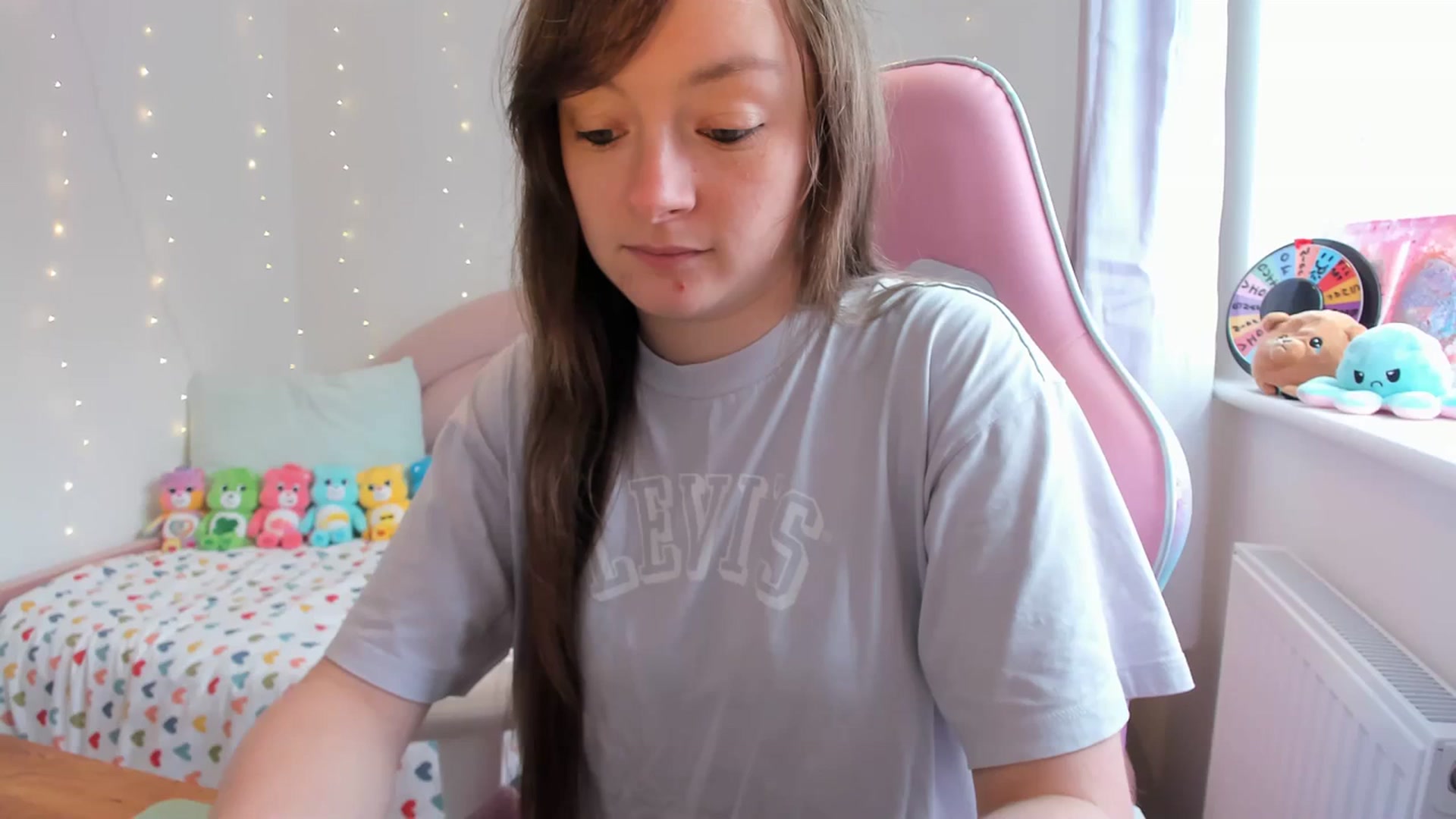 Gallery image thumbnail from JessieBear_'s myfreecams stream on, 09/18/2023, 15:20 image 5 of 20