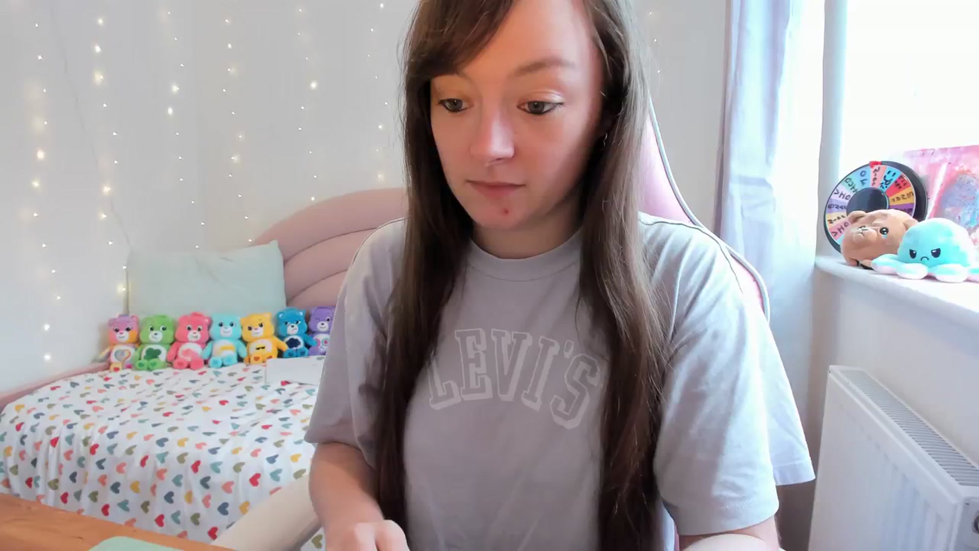 Gallery image thumbnail from JessieBear_'s myfreecams stream on, 09/18/2023, 15:20 image 7 of 20