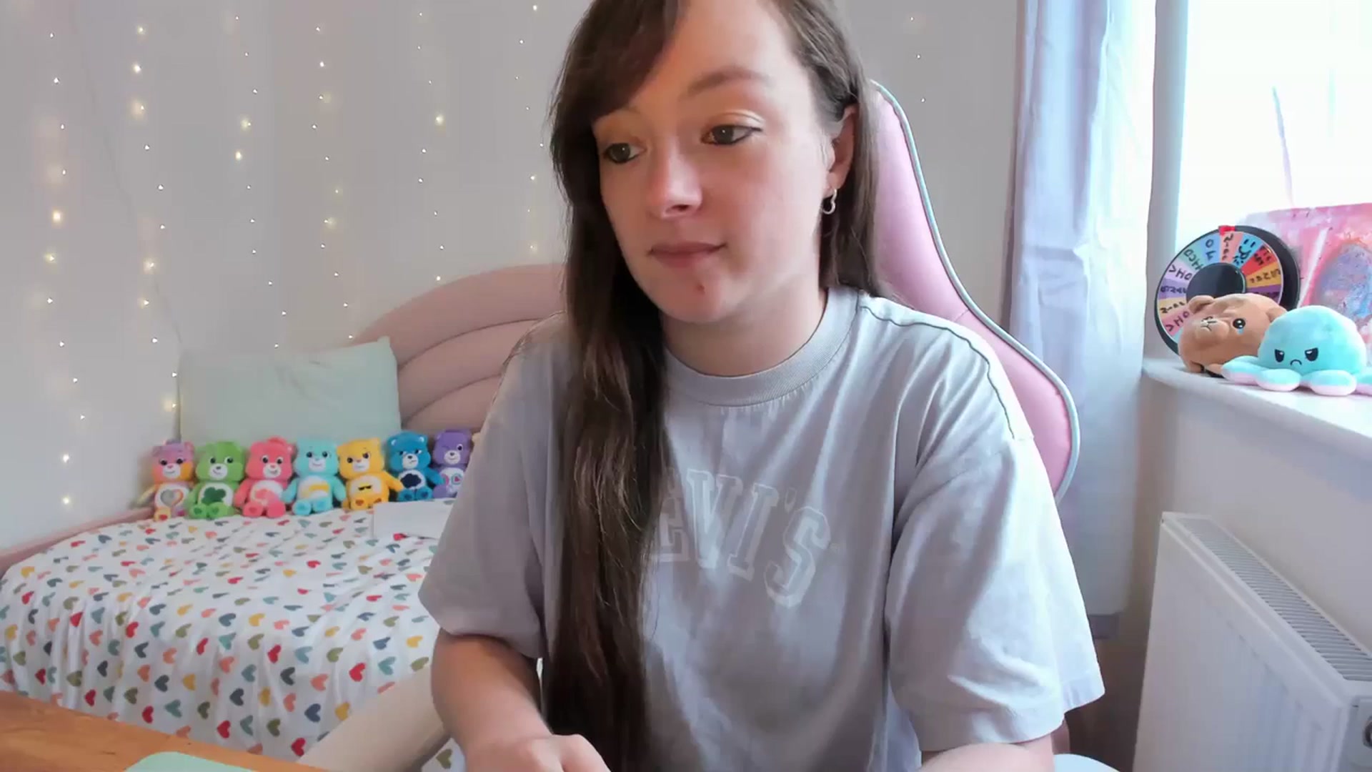 Gallery image thumbnail from JessieBear_'s myfreecams stream on, 09/18/2023, 15:20 image 6 of 20