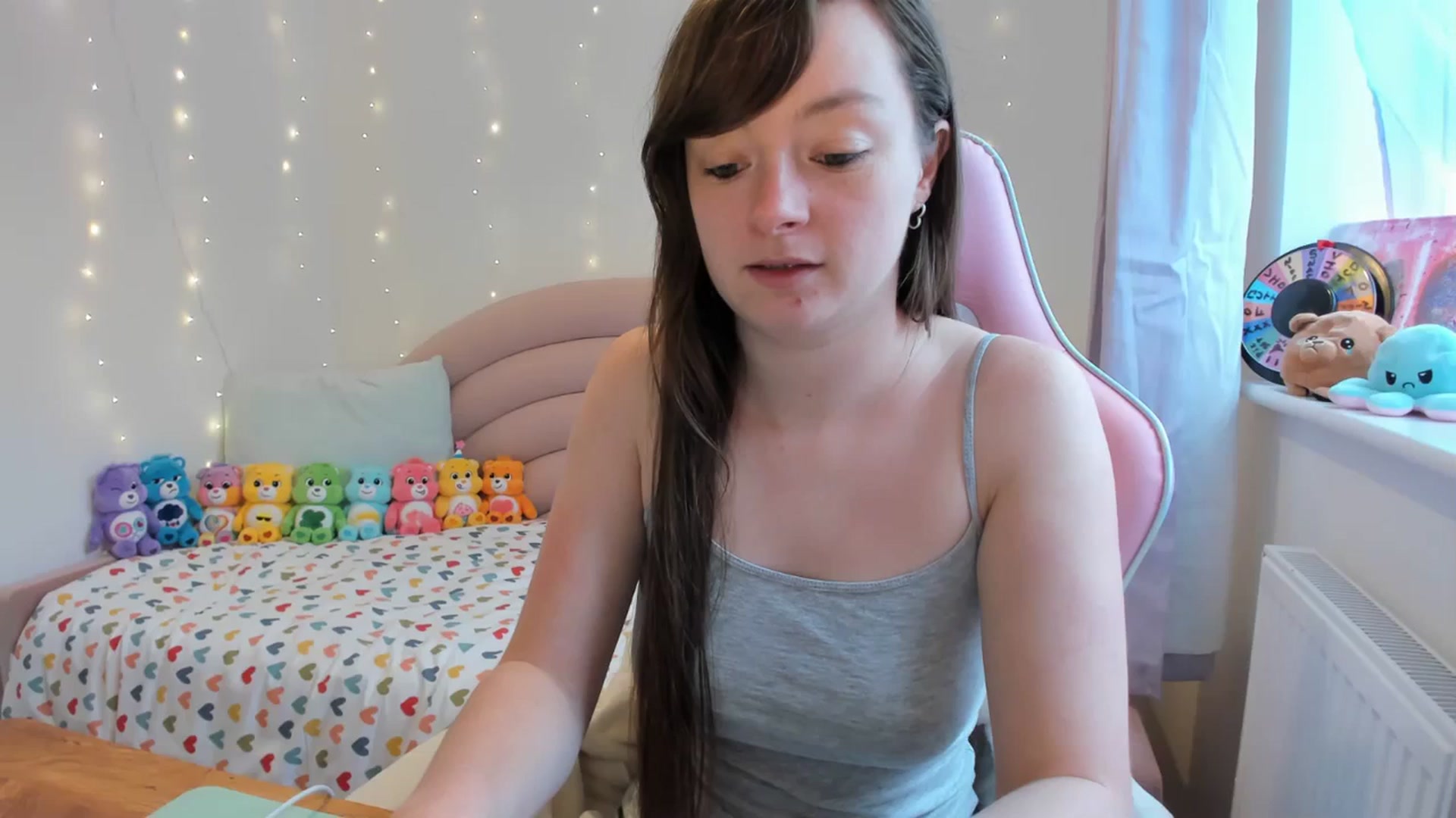 Gallery image thumbnail from JessieBear_'s myfreecams stream on, 09/19/2023, 14:14 image 12 of 20