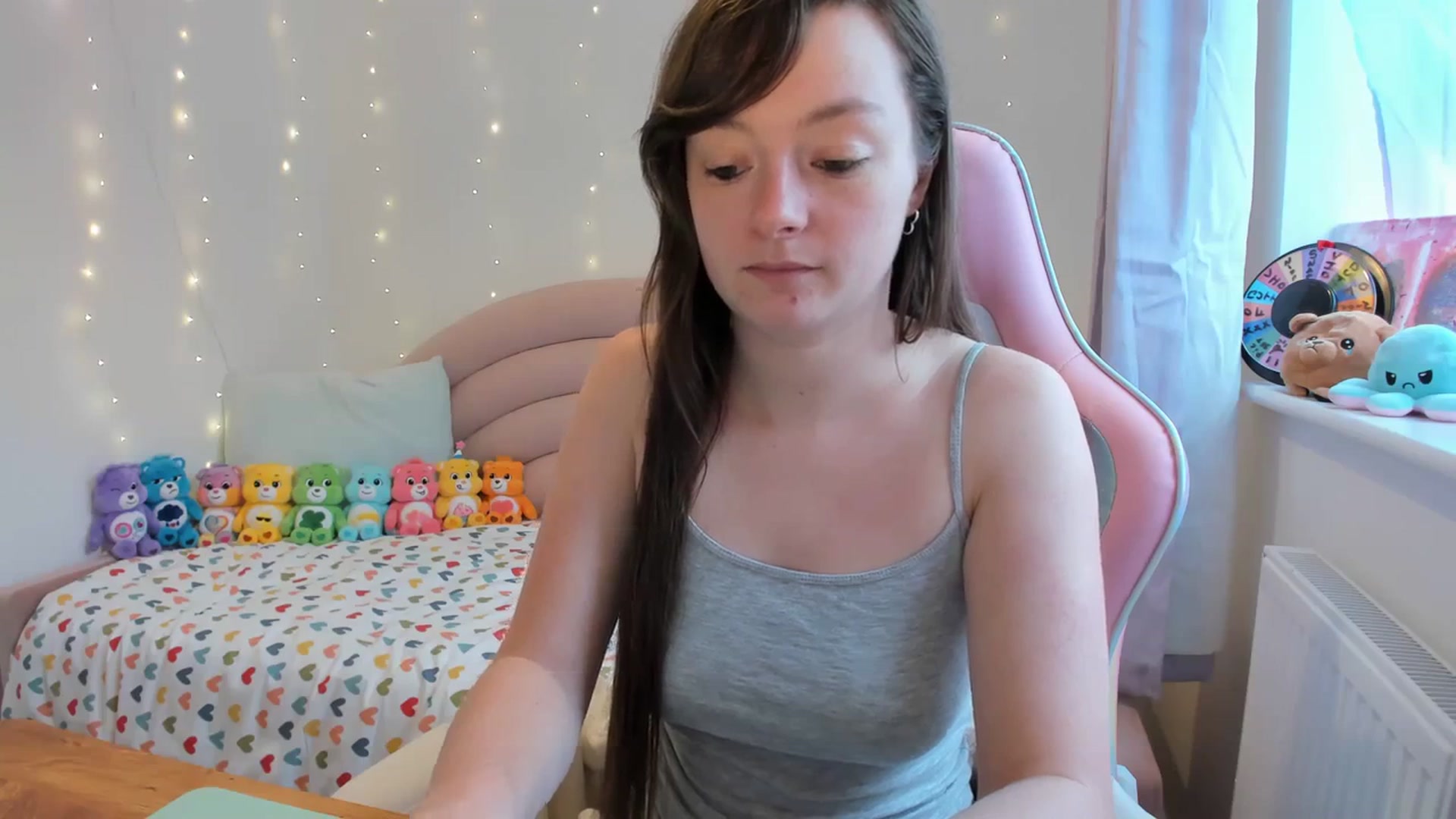 Gallery image thumbnail from JessieBear_'s myfreecams stream on, 09/19/2023, 14:14 image 16 of 20