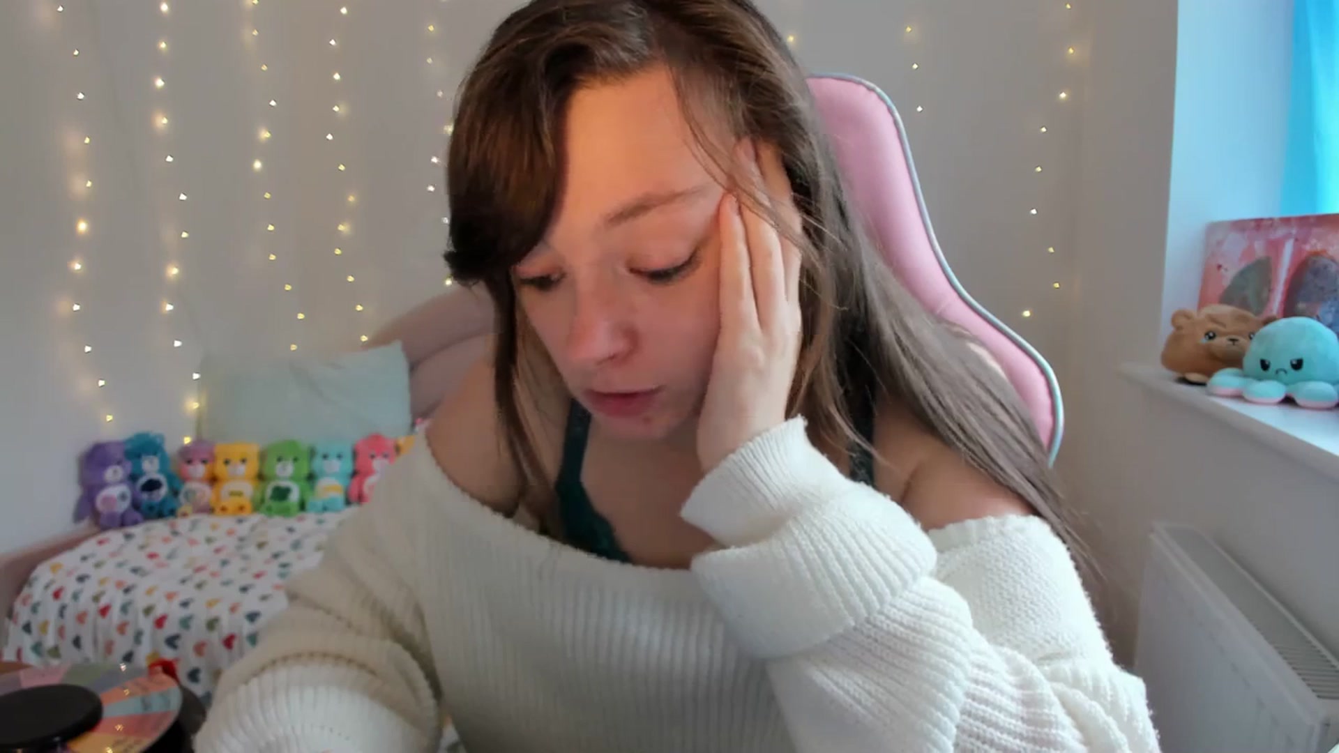 Gallery image thumbnail from JessieBear_'s myfreecams stream on, 09/28/2023, 16:02 image 20 of 20