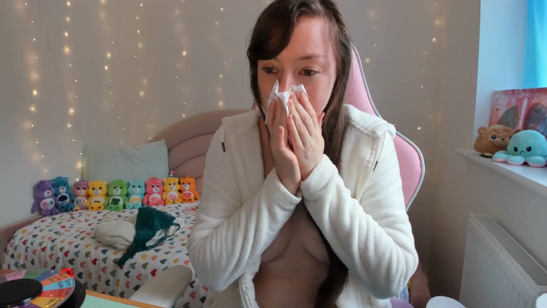 Gallery image thumbnail from JessieBear_'s myfreecams stream on, 09/28/2023, 16:40 image 13 of 20