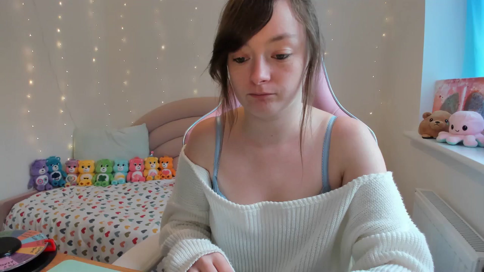 Gallery image thumbnail from JessieBear_'s myfreecams stream on, 10/02/2023, 13:26 image 20 of 20