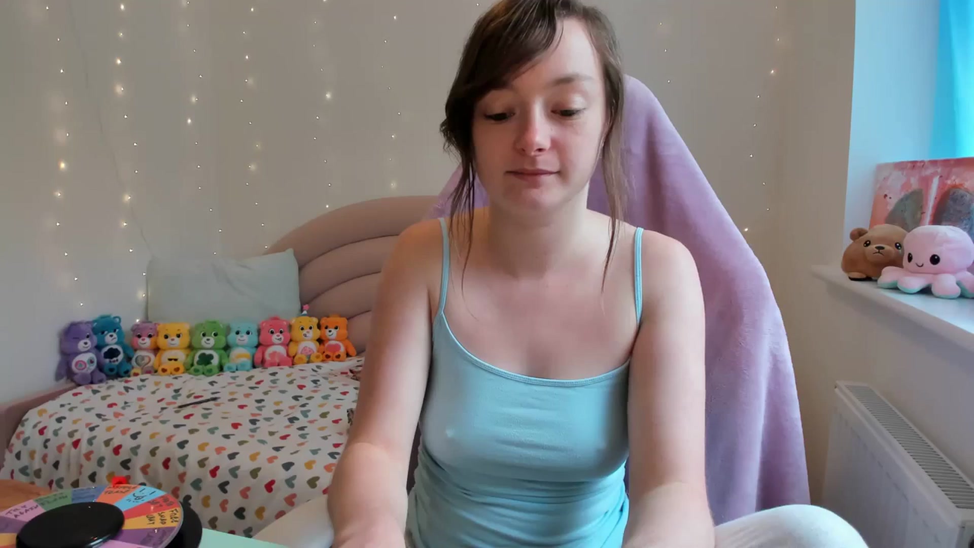 Gallery image thumbnail from JessieBear_'s myfreecams stream on, 10/03/2023, 15:55 image 6 of 20