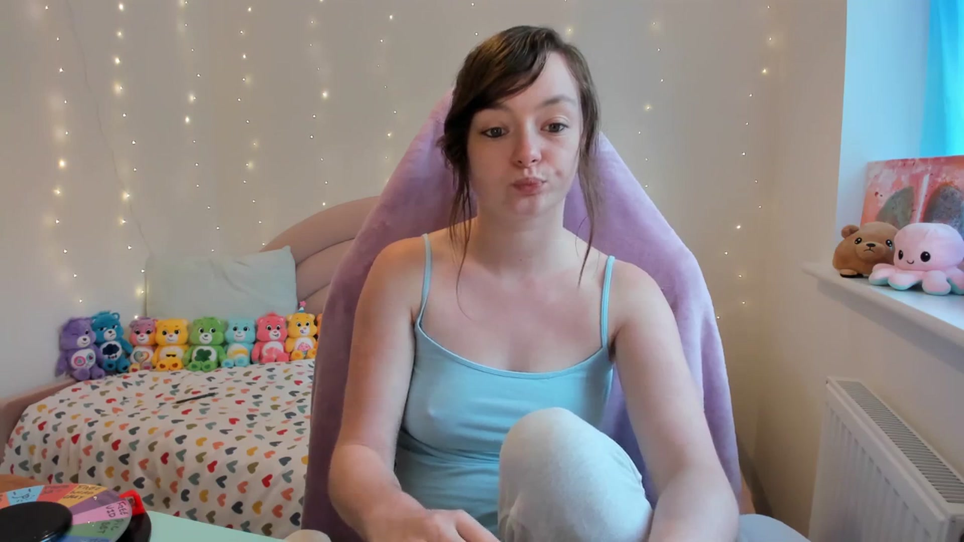 Gallery image thumbnail from JessieBear_'s myfreecams stream on, 10/03/2023, 15:55 image 4 of 20