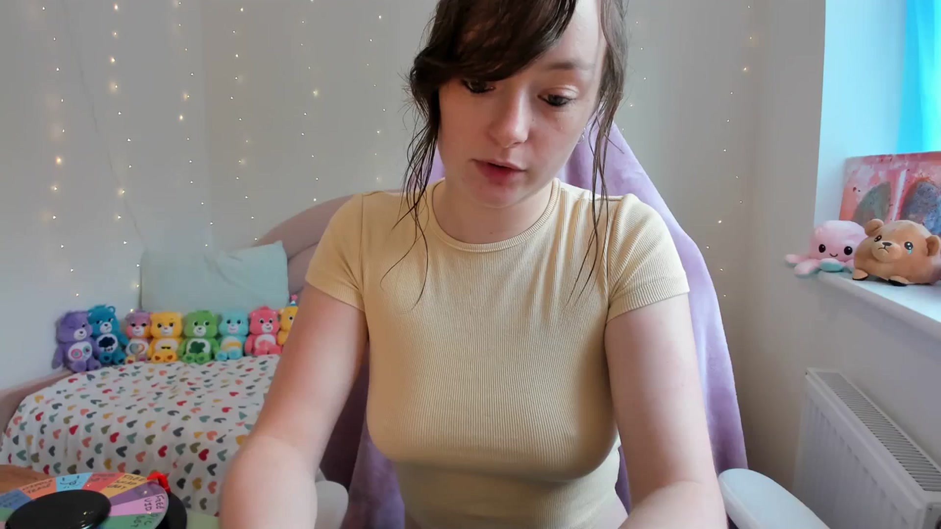Gallery image thumbnail from JessieBear_'s myfreecams stream on, 10/04/2023, 13:20 image 3 of 20
