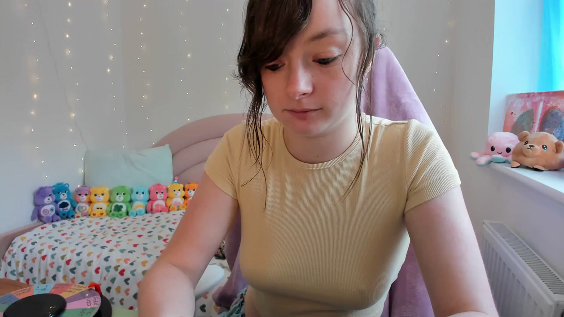 Gallery image thumbnail from JessieBear_'s myfreecams stream on, 10/04/2023, 13:20 image 2 of 20