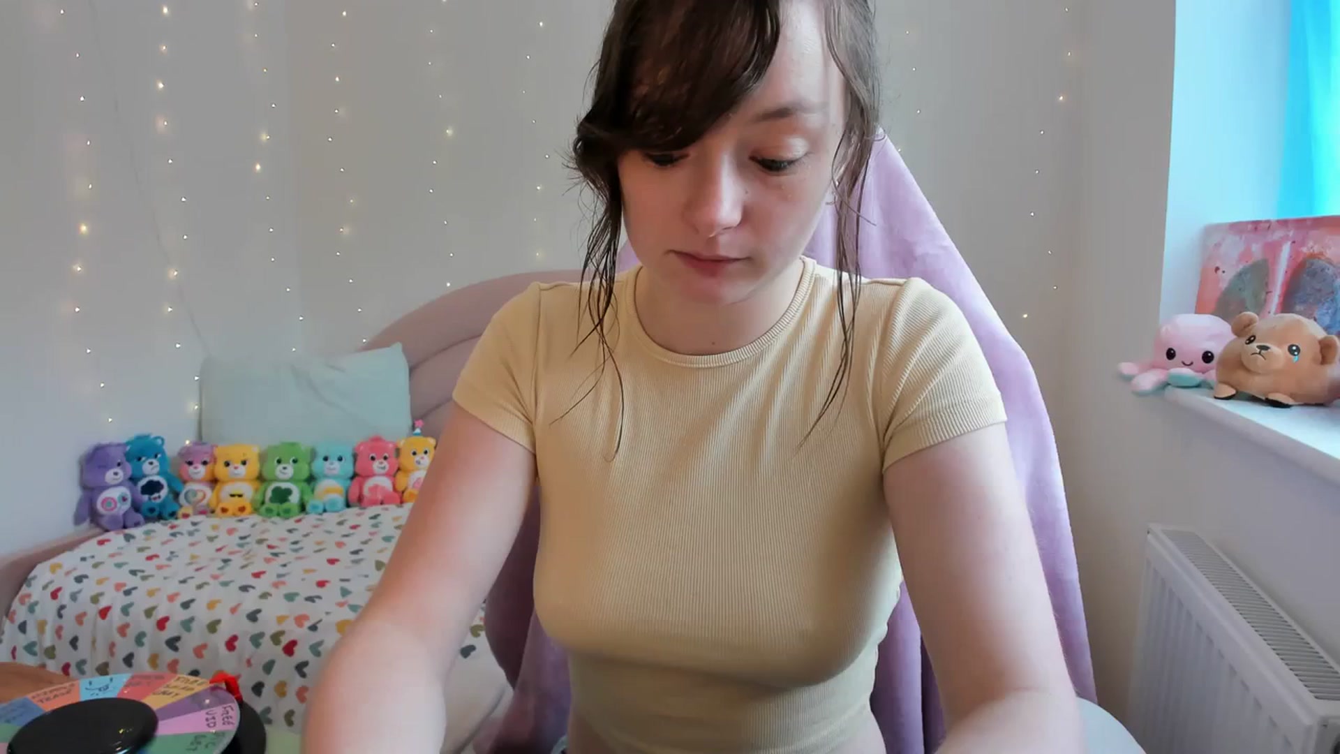 Gallery image thumbnail from JessieBear_'s myfreecams stream on, 10/04/2023, 13:20 image 5 of 20
