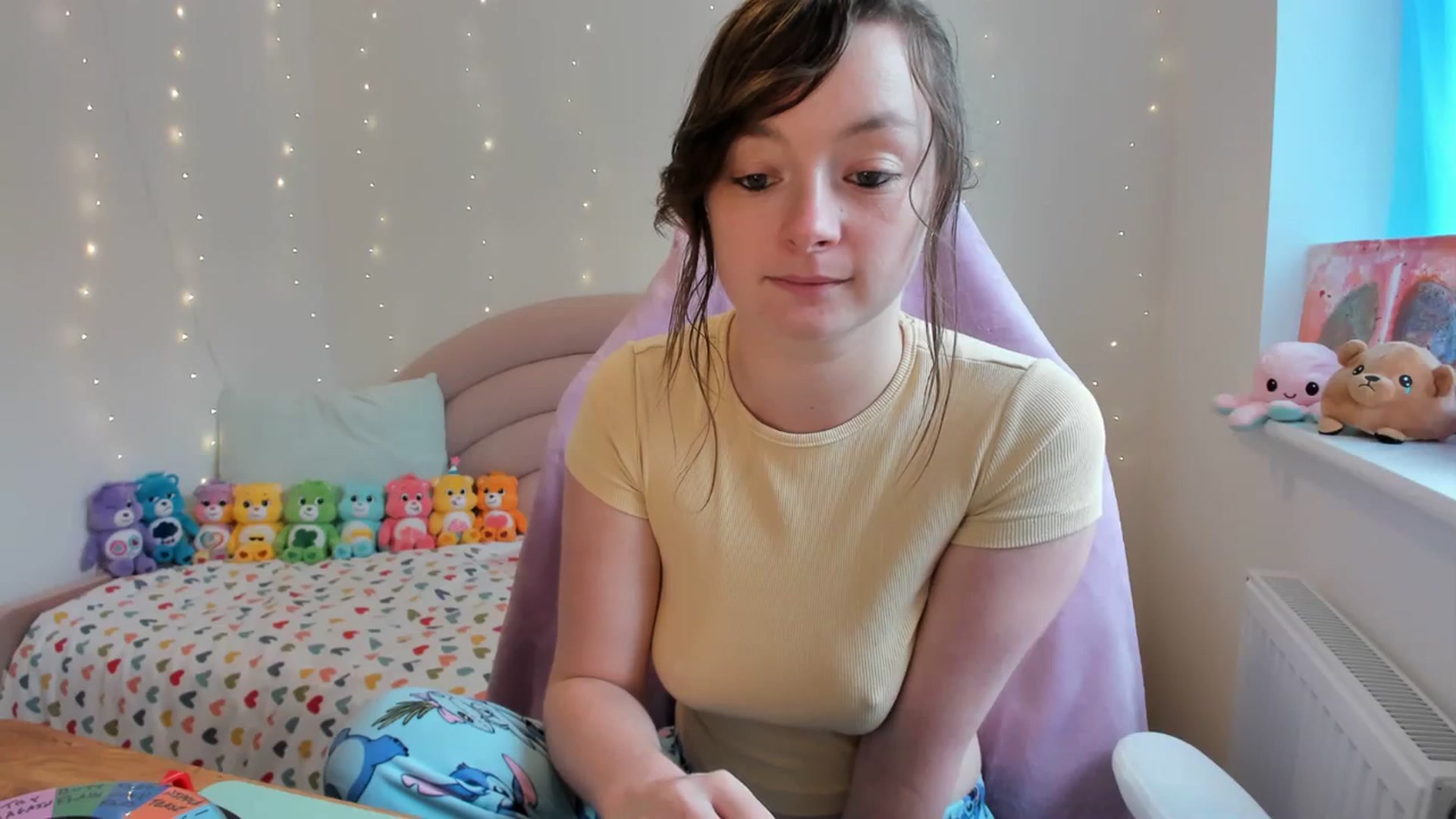 Gallery image thumbnail from JessieBear_'s myfreecams stream on, 10/04/2023, 16:07 image 12 of 20