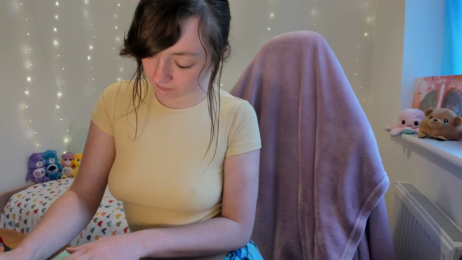 Gallery image thumbnail from JessieBear_'s myfreecams stream on, 10/04/2023, 16:07 image 19 of 20