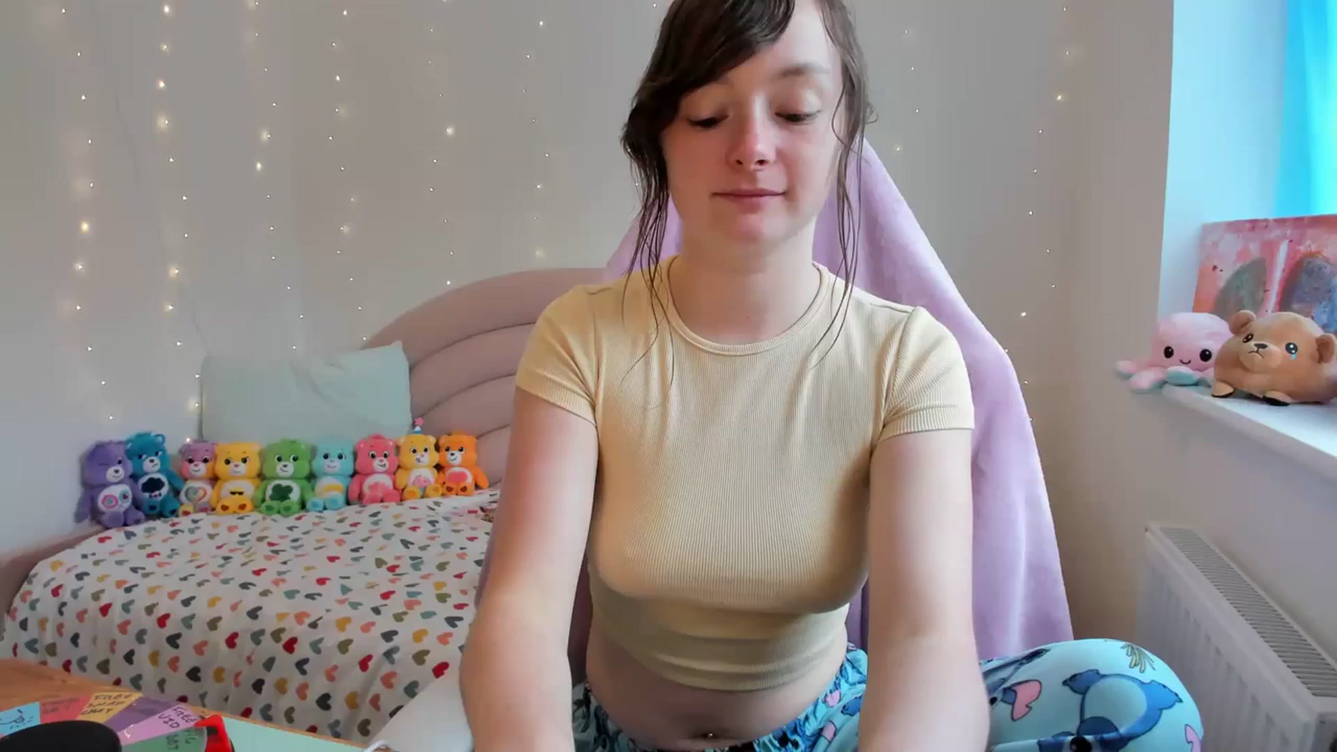 Gallery image thumbnail from JessieBear_'s myfreecams stream on, 10/04/2023, 16:07 image 3 of 20