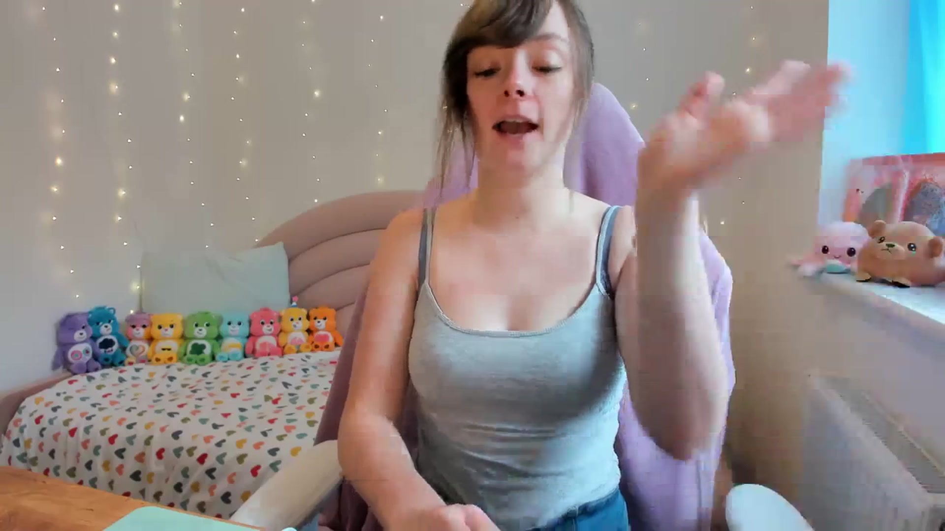 Gallery image thumbnail from JessieBear_'s myfreecams stream on, 10/05/2023, 12:59 image 13 of 20