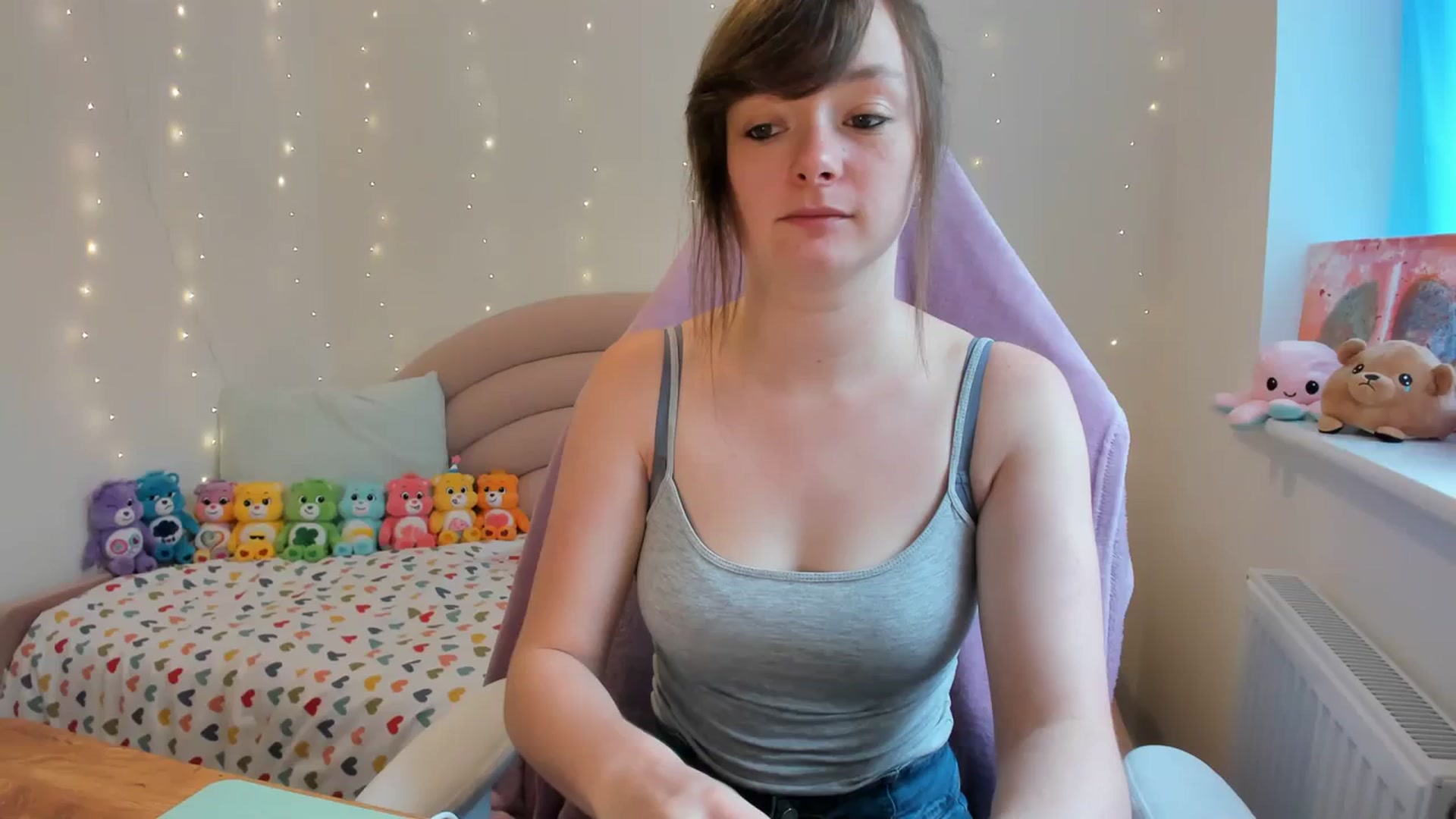 Gallery image thumbnail from JessieBear_'s myfreecams stream on, 10/05/2023, 12:59 image 10 of 20