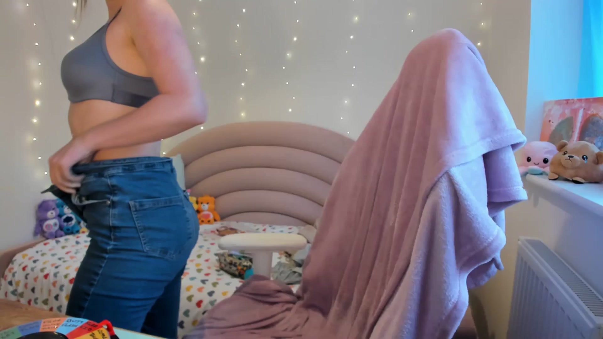Gallery image thumbnail from JessieBear_'s myfreecams stream on, 10/05/2023, 16:09 image 1 of 20