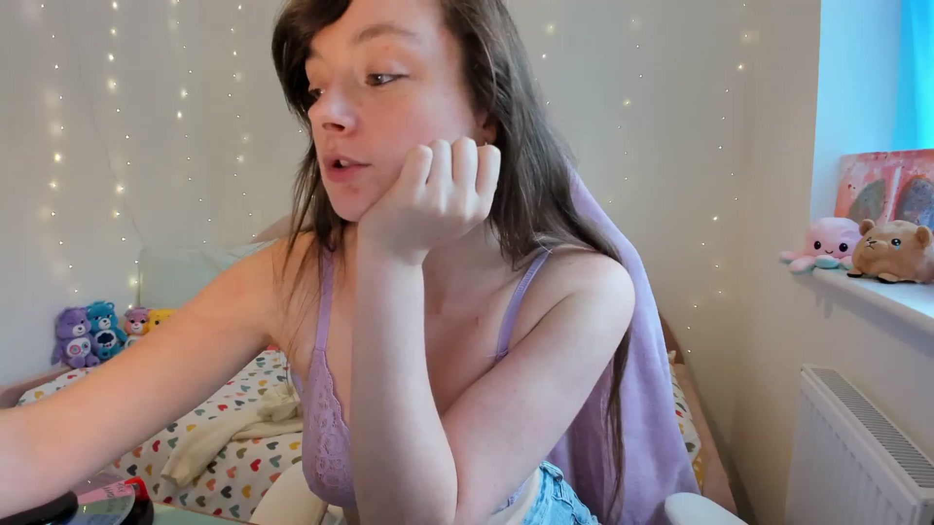 Gallery image thumbnail from JessieBear_'s myfreecams stream on, 10/09/2023, 15:36 image 15 of 20