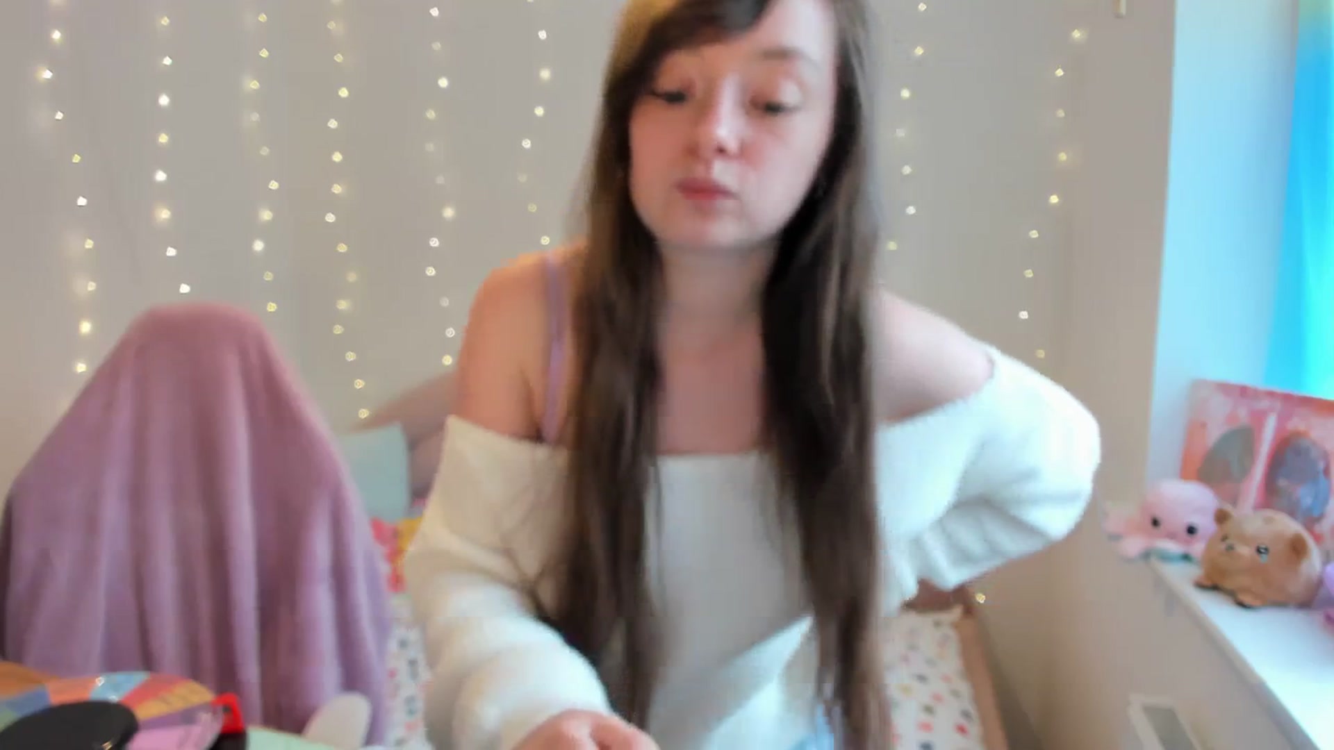 Gallery image thumbnail from JessieBear_'s myfreecams stream on, 10/09/2023, 15:36 image 8 of 20