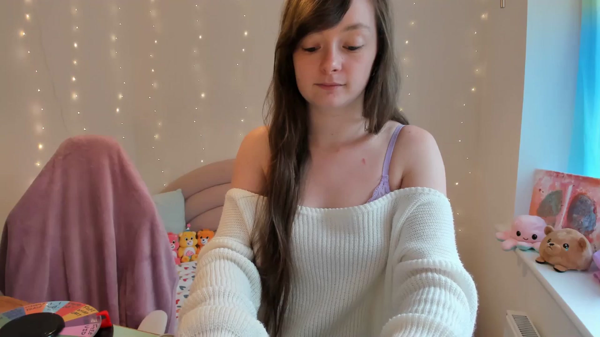 Gallery image thumbnail from JessieBear_'s myfreecams stream on, 10/09/2023, 15:36 image 9 of 20