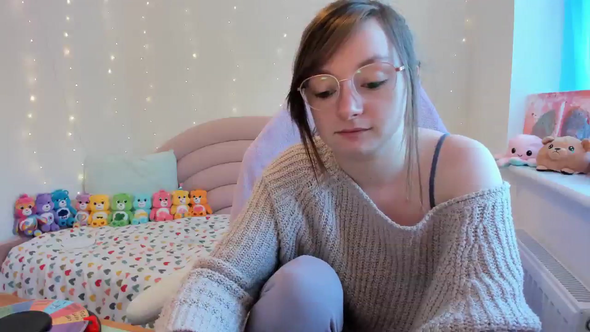 Gallery image thumbnail from JessieBear_'s myfreecams stream on, 10/12/2023, 14:09 image 13 of 20