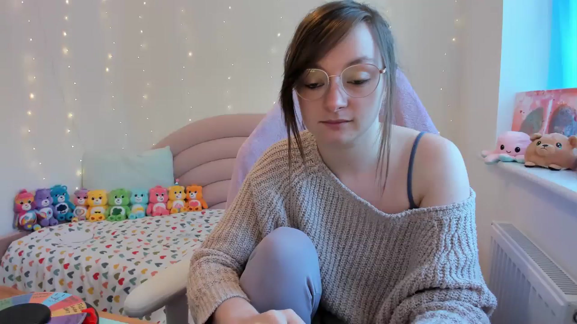 Gallery image thumbnail from JessieBear_'s myfreecams stream on, 10/12/2023, 14:09 image 4 of 20