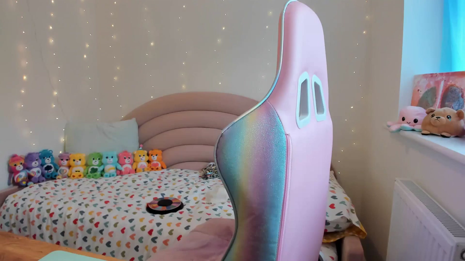 Gallery image thumbnail from JessieBear_'s myfreecams stream on, 10/17/2023, 16:06 image 5 of 20