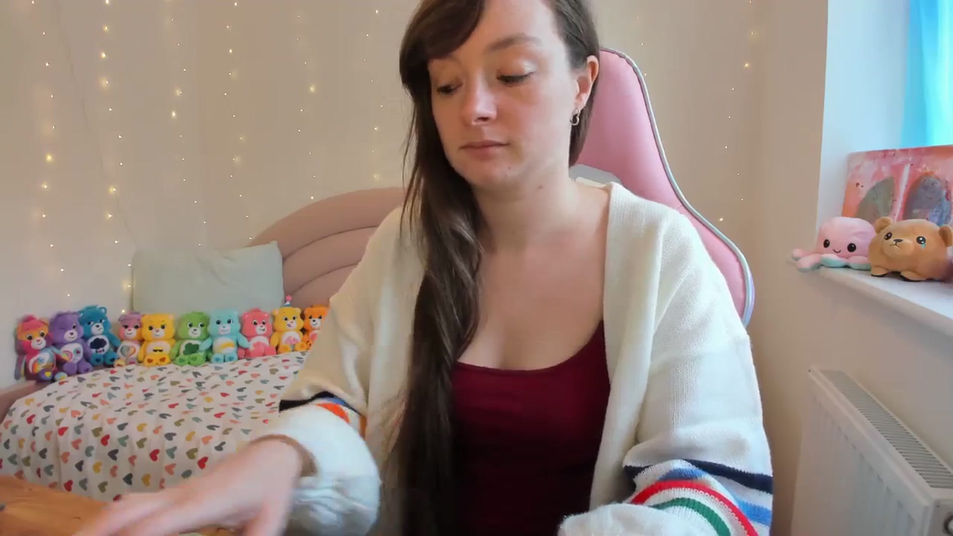 Gallery image thumbnail from JessieBear_'s myfreecams stream on, 10/18/2023, 13:15 image 20 of 20