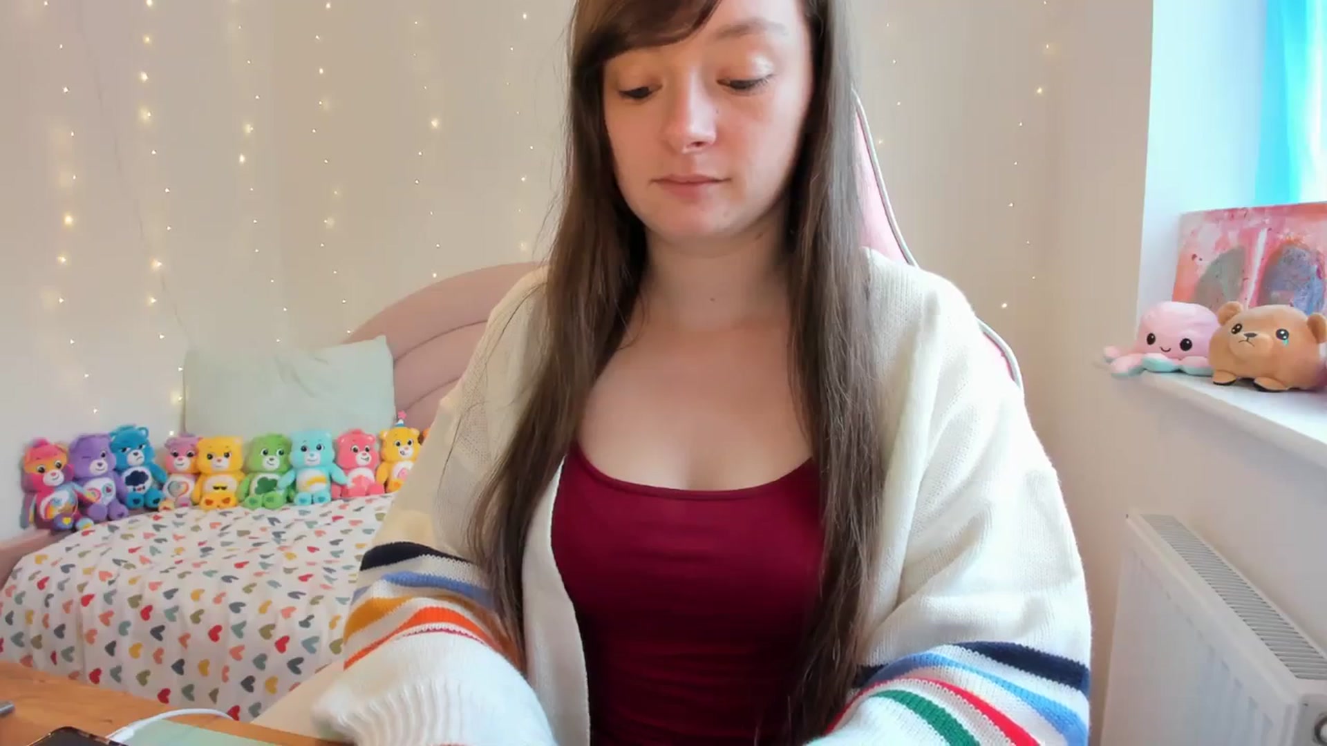 Gallery image thumbnail from JessieBear_'s myfreecams stream on, 10/18/2023, 14:10 image 7 of 20