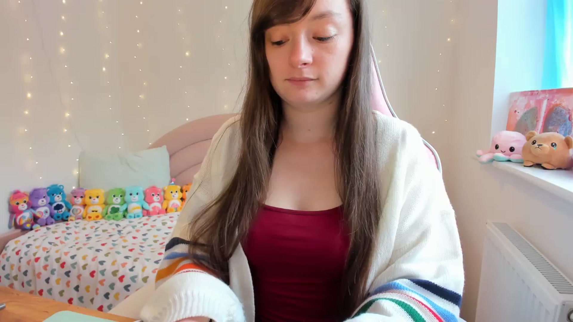 Gallery image thumbnail from JessieBear_'s myfreecams stream on, 10/18/2023, 14:10 image 11 of 20