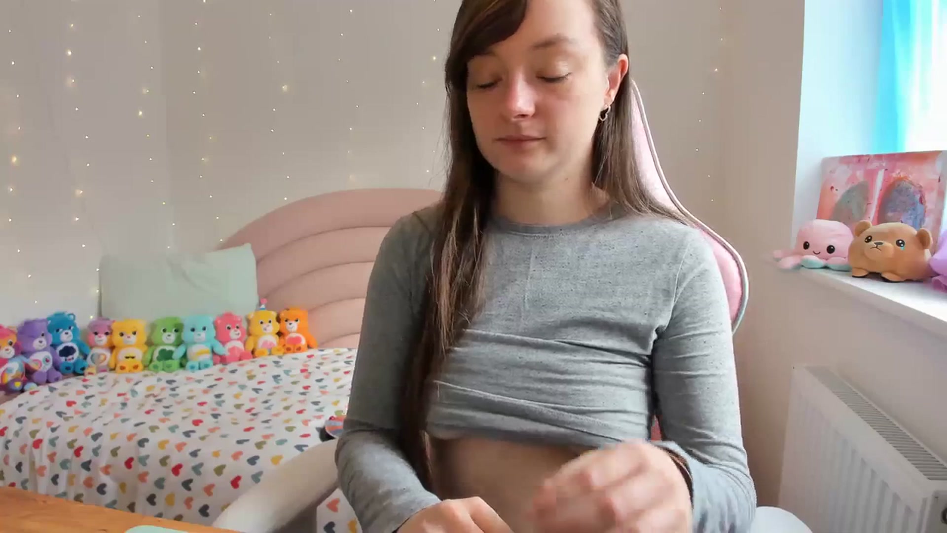 Gallery image thumbnail from JessieBear_'s myfreecams stream on, 10/19/2023, 11:09 image 10 of 20