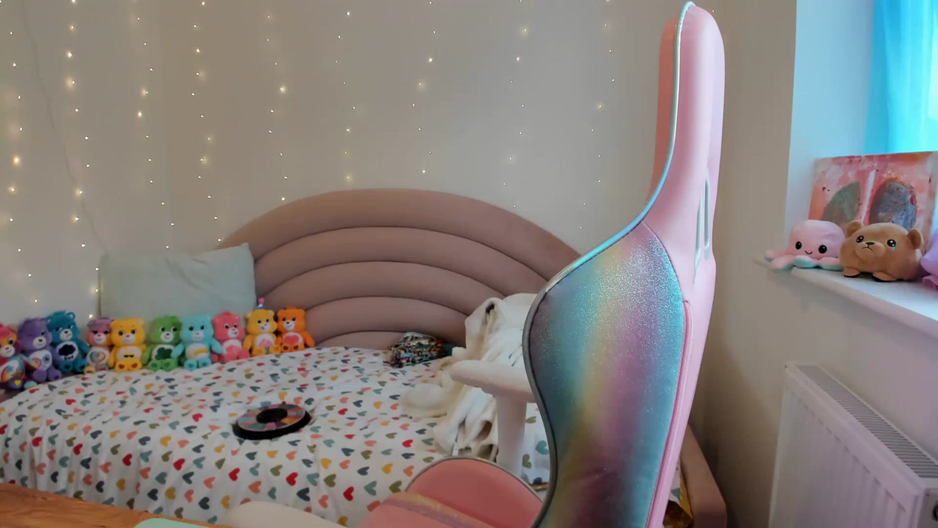 Gallery image thumbnail from JessieBear_'s myfreecams stream on, 10/19/2023, 16:59 image 2 of 20