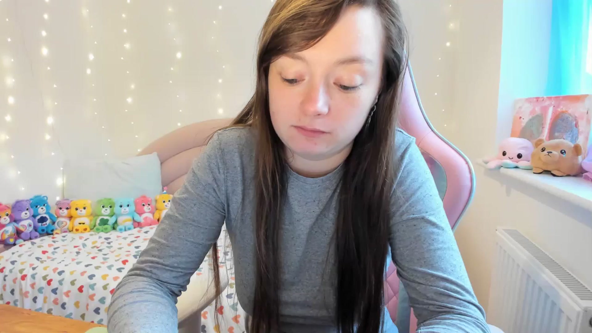 Gallery image thumbnail from JessieBear_'s myfreecams stream on, 10/19/2023, 16:59 image 11 of 20