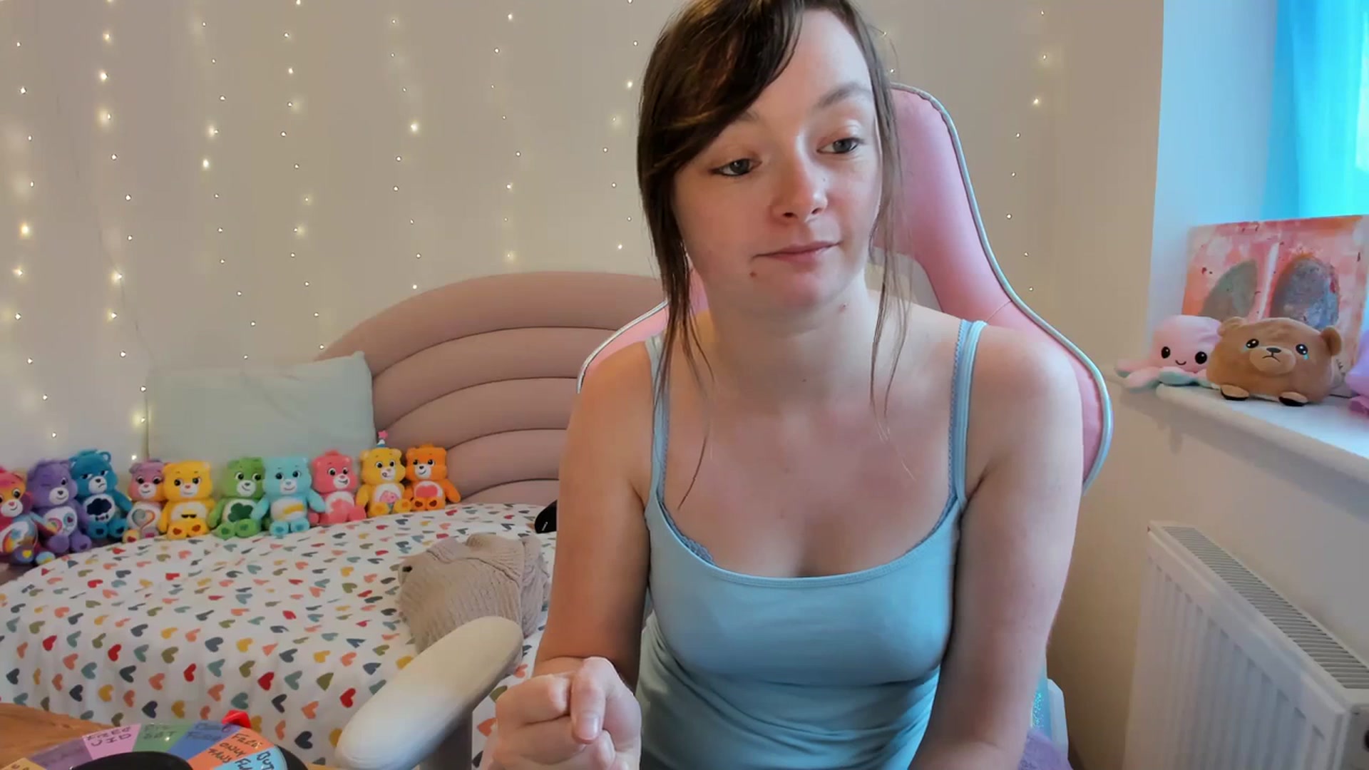 Gallery image thumbnail from JessieBear_'s myfreecams stream on, 10/23/2023, 15:54 image 13 of 20